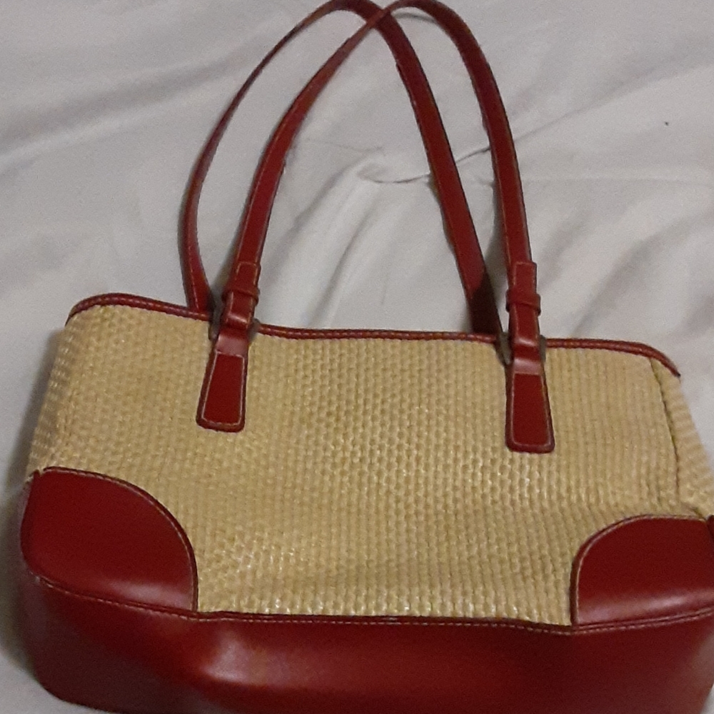 Wicker hand bag